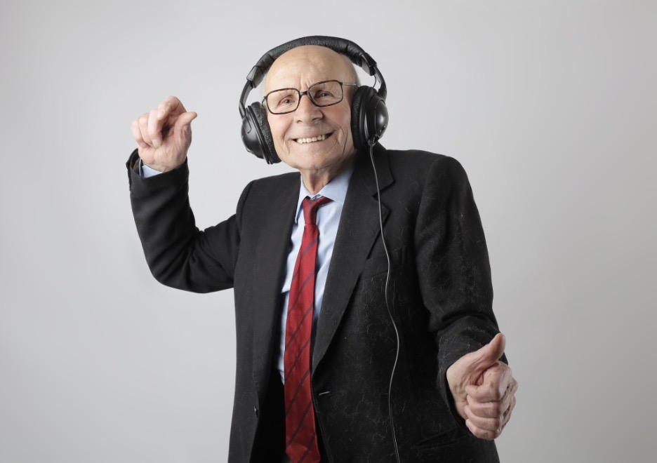 The Impact of Art and Music Therapy on Cognitive Health in Elders